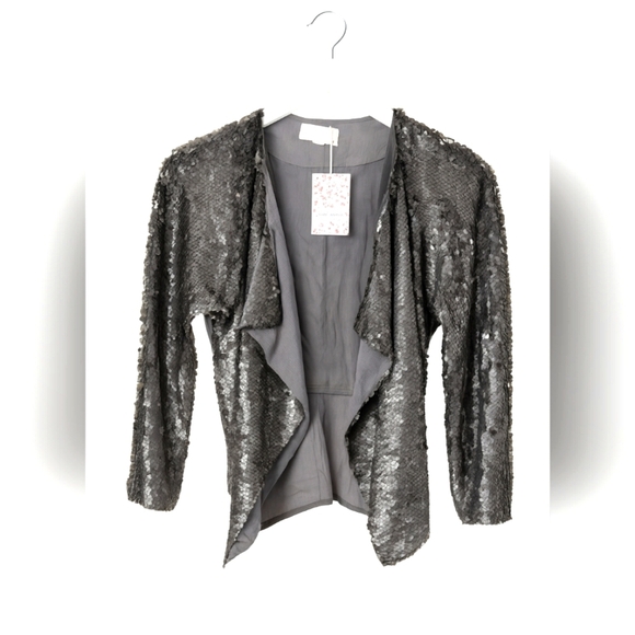 Free People Embellished Jacket Silver Sequin Waterfall Dark Grey Size Medium NWT - Picture 1 of 10
